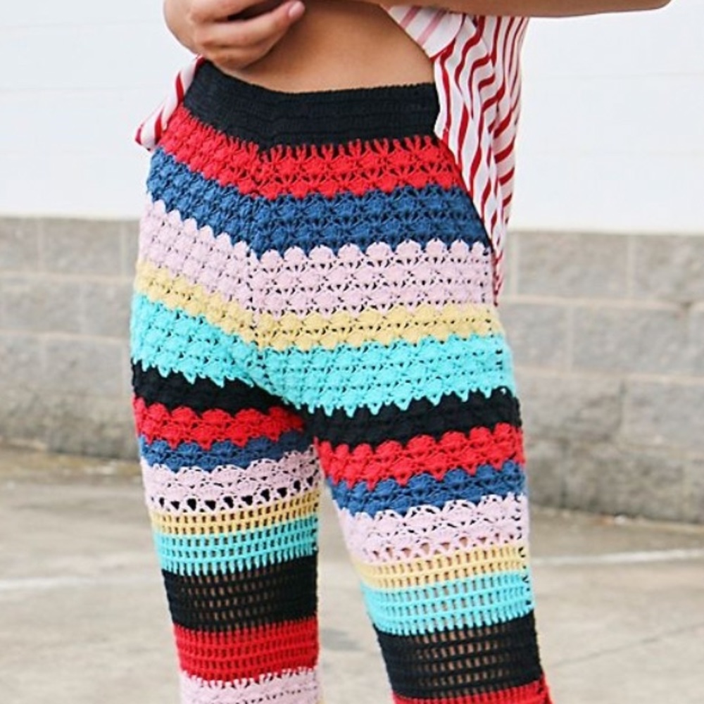 FLOOK FOR FREE PEOPLE GRANDPA CROCHET FLARE PANTS IN BLACK COMBO SIZE SMALL - Picture 2 of 16
